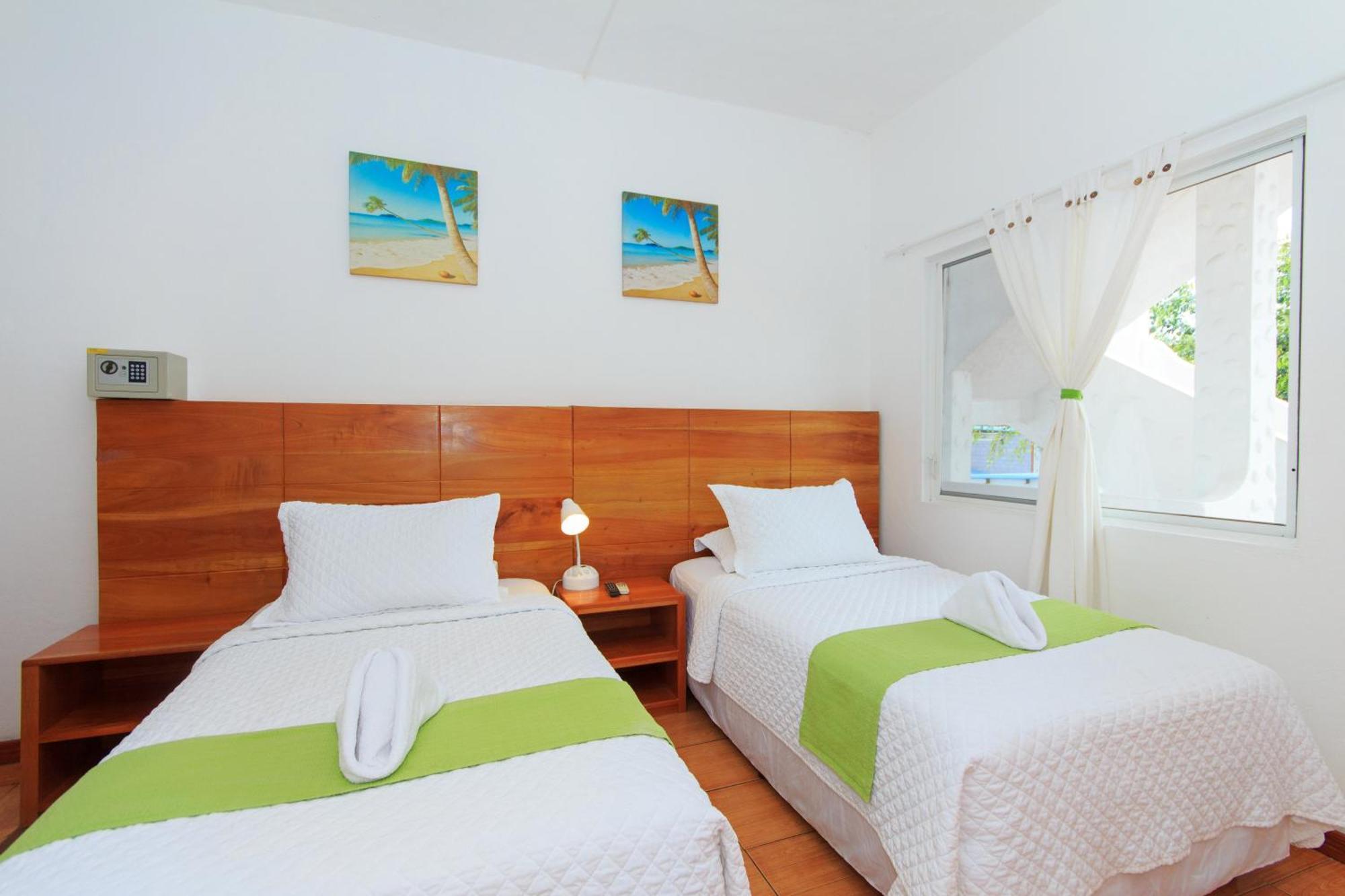 Hotel La Casa De Judy Пуерто-Айора Екстер'єр фото